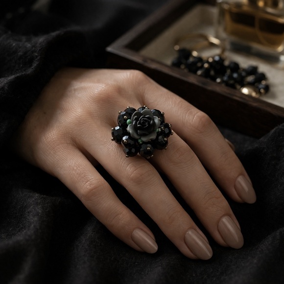 Jewelry - 🖤Black Floral Beaded Statement Ring | Cluster Rose Design | Adjustable🖤